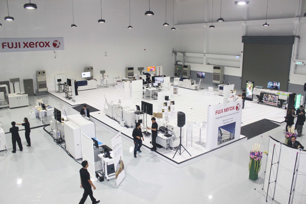 fuji-xerox-open-integrated-customer-experience-center-thailand