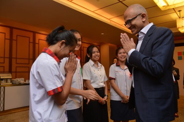 microsoft-thailand-developer-day-satya-nadella-4