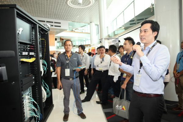 axis-solutions-expo-2016-innovating-for-smarter-safer-world-6