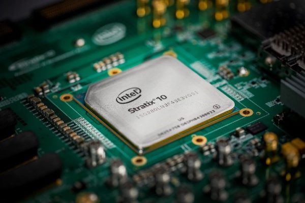 intel-statix10-fpga