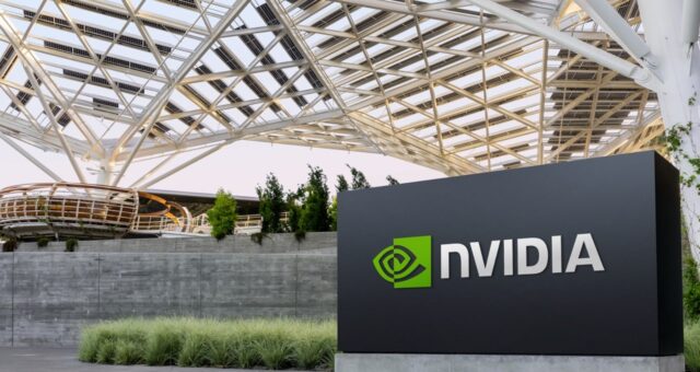 Nvidia ทำข้อตกลง Licensing เทคโนโลยี Groq มูลค่า 2 หมื่นล้านดอลลาร์ ดึงทีมผู้ก่อตั้งร่วมงาน